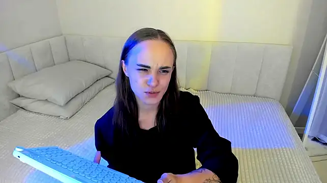 Black_Dollarss webcam