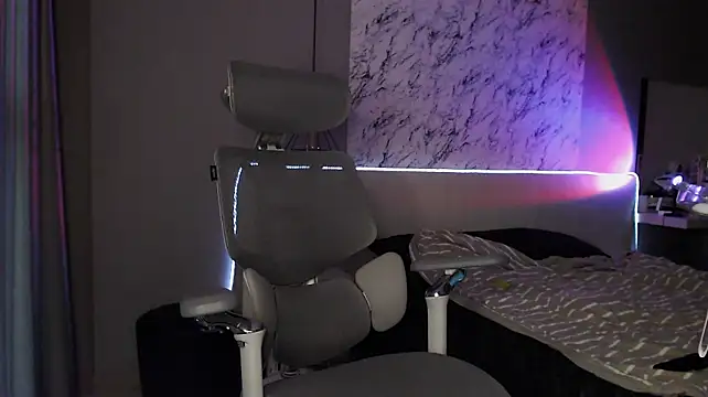 hailie_icon live cam preview