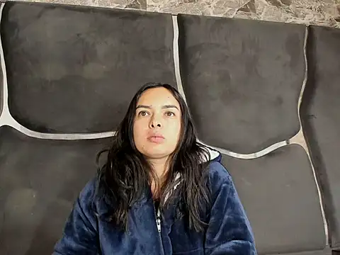 Valery_Moon22 live cam preview
