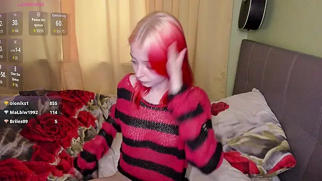 PetiteLia_ webcam