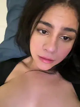 CuteKira7 webcam