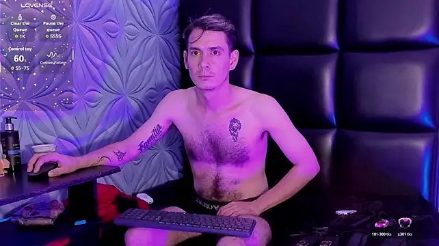 MikeSlav3 webcam