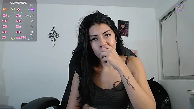 ellajonz webcam