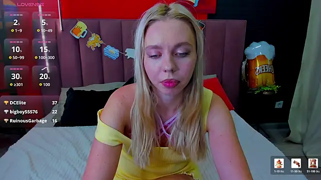 TessaAdorable webcam