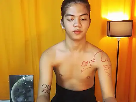 Exotic_YhannaUncut webcam
