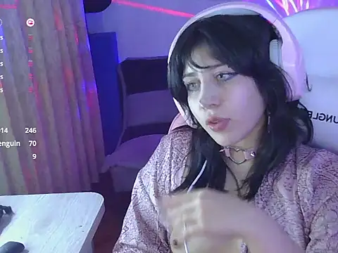 Hachiko_Love webcam