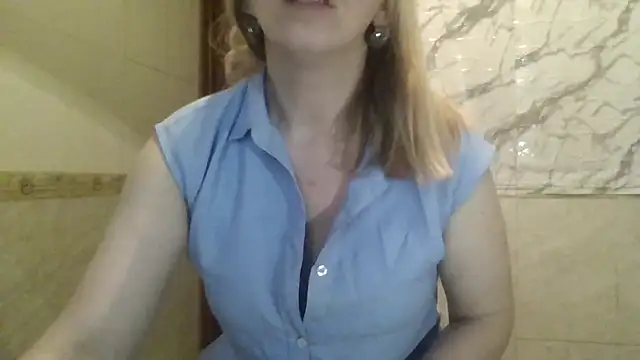 MiyaHottie webcam