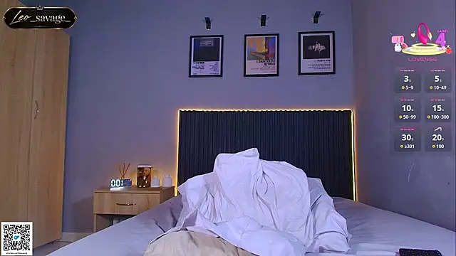 Leo_Savage_ webcam