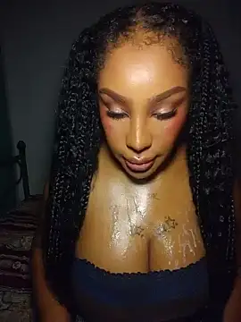 Queen_Amara webcam