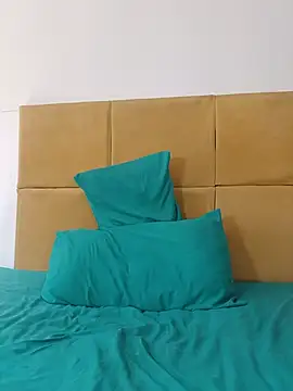 HugeTitisxx