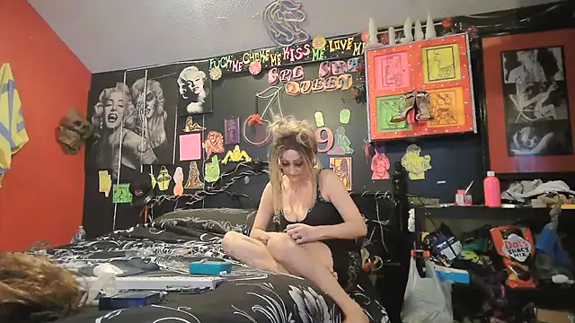 DaddyAndSplashQueen live sex cam