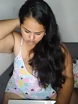 MiaBloom0 webcam