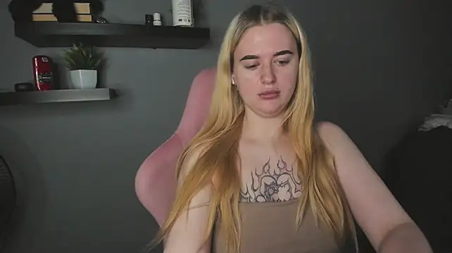 Betany_foxs webcam