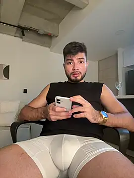 _tony8 webcam
