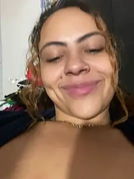 Chloe_Leaozinho webcam