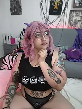 XxGreenGoodxX webcam