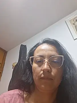Lauryn_Jones