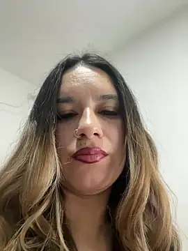 LatinaFuegoX webcam