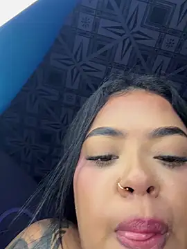 alexandra_cherry webcam