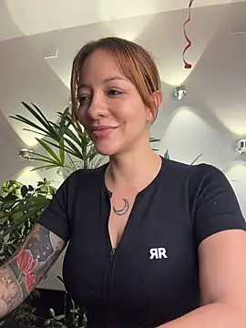 ImSeleneWild webcam