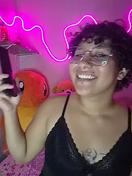 Nyx_w live cam on StripChat