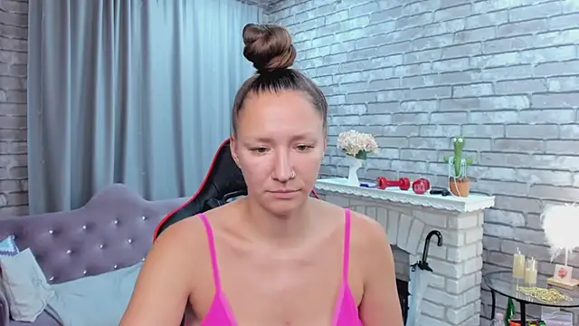 SarahCoksss live cam on StripChat
