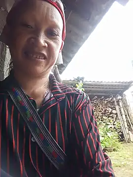 Linda-04 webcam