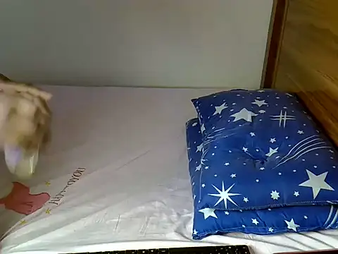 Pretty_kesin webcam