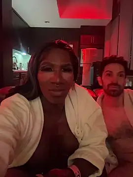 Motherbigbus webcam