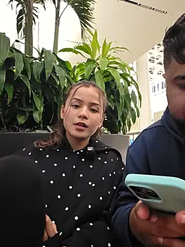 sophiaxjohn (Ask my age) - PLAY W/PUSSY IN AIRPORT 🛫