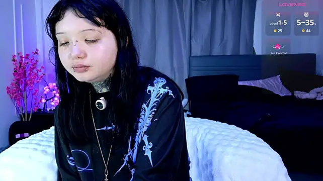 Lein_Bone live cam