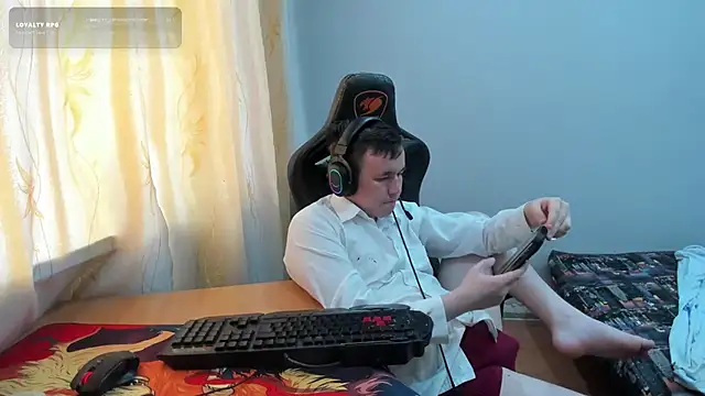 iliaskrislove webcam