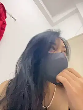 Nini_11 webcam
