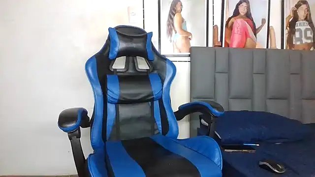 bigcrisblack webcam