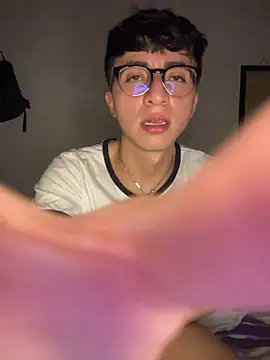 CamiRojas_boy webcam