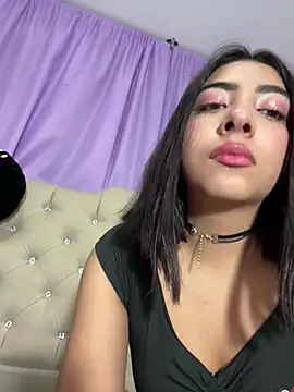 cherry_skinnyy_ webcam