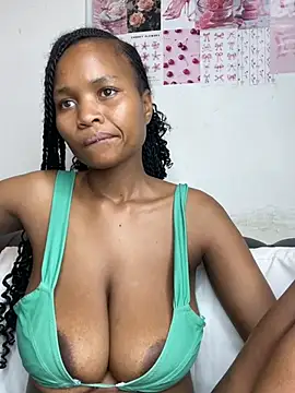 BigBoobs24_ webcam
