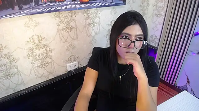 Holly_Watson_ webcam