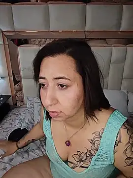 EmmaDelacroix webcam