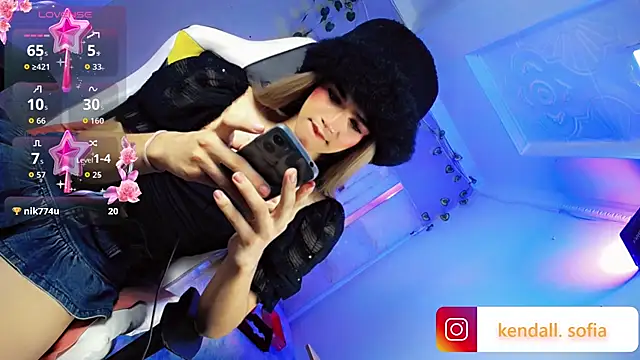 Sophiaa_doll_ webcam