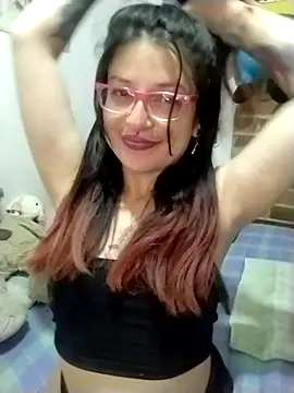 _Alaskamisa live cam on StripChat