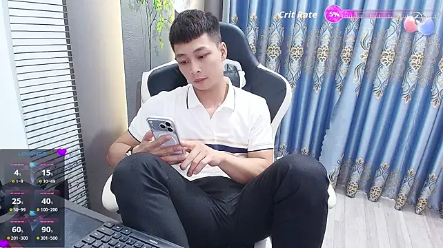 Naughty___asian live cam preview