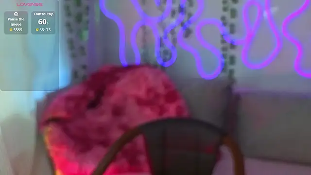 AngelBlaze live cam on StripChat