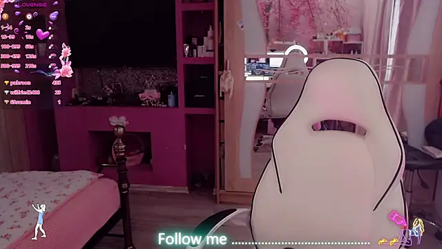 AnnieGOld_ webcam