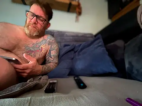 Tattooednakedguy webcam