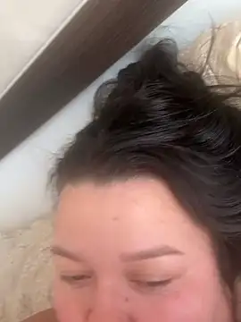 SunnyLeila2101 webcam