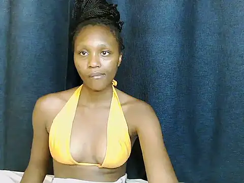 Zari_wet webcam