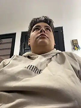 Hailey_Curvy webcam
