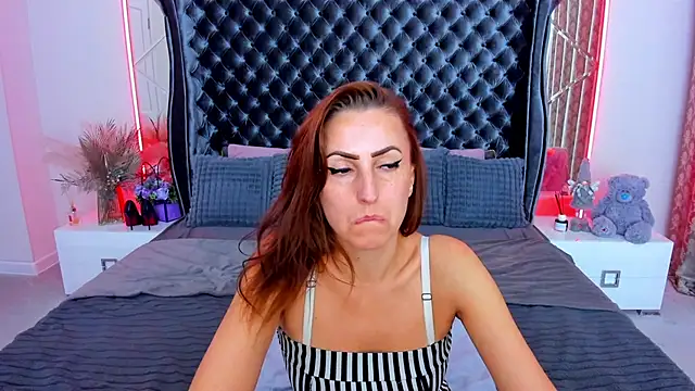 Rebecca_Diamond webcam