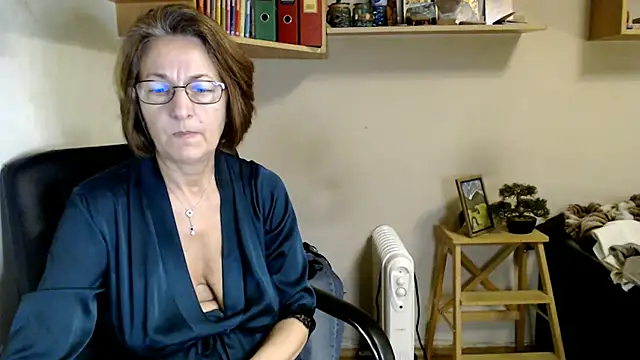 katemodel webcam
